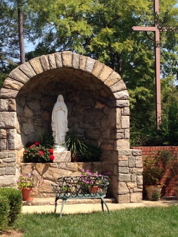 OLL Mary Statue - Raleigh, NC.jpg