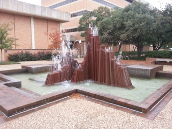 UT-Arlington South Library Fountain - Arlington, TX.jpg