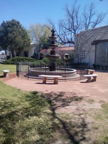 La Paz Fountain - Las Cruces, NM.jpg
