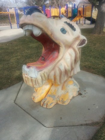 Lion Head Water Fountain - Aurora, CO.jpg