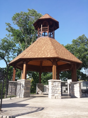 Lookout Columbarium - Dayton, OH.jpg