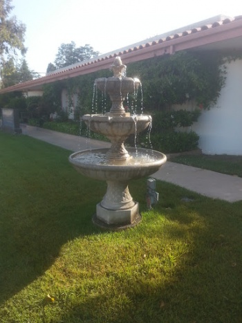 Funeria Fountain - Oxnard, CA.jpg
