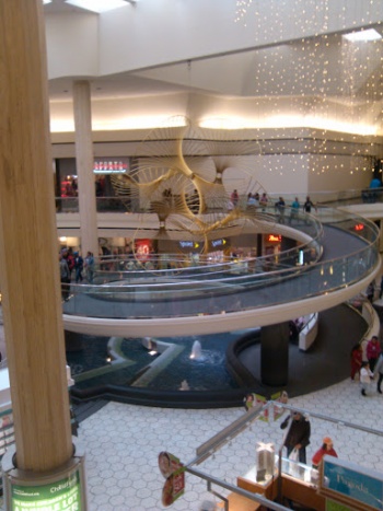 Hilltop Mall Fountain and Statue - Richmond, CA.jpg
