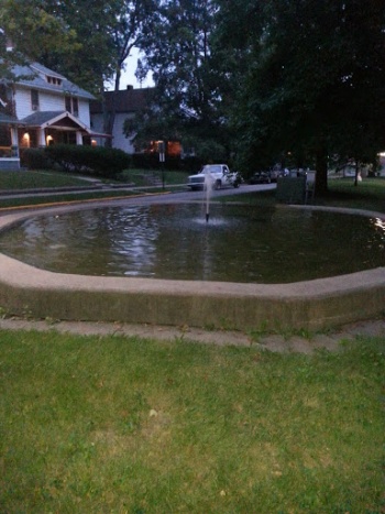 Woodruff Minor Fountain - Indianapolis, IN.jpg