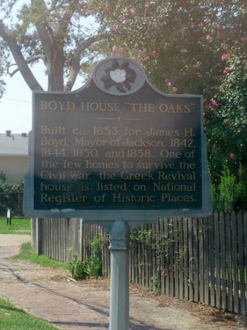 Oaks Museum House - Jackson, MS.jpg