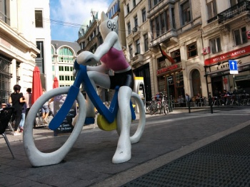 Cycling Cat - Bruxelles, Bruxelles.jpg