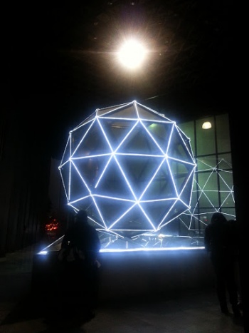 Esfera luminosa - Ciudad de México, CDMX.jpg