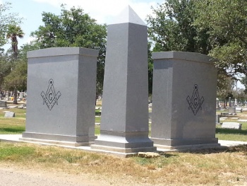 Mason's Memorial Obelisk - Laredo, TX.jpg
