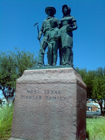 West Texas Pioneer Family - Lubbock, TX.jpg