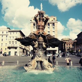 Fontana del Tritone - Roma, Lazio.jpg