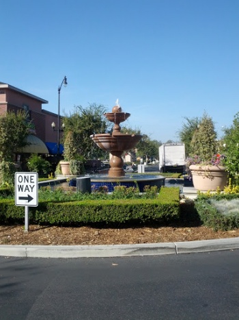 Fountain in the Circle - Fullerton, CA.jpg