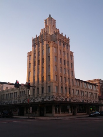 Snell Arcade Building - Saint Petersburg, FL.jpg