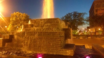 Memorial Gifts Fountain - Springfield, MO.jpg