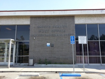 US Post Office - Rialto - Rialto, CA.jpg