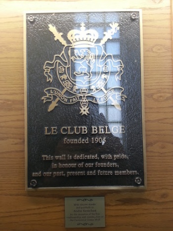 Le Club Belge Plaque - Winnipeg, MB.jpg