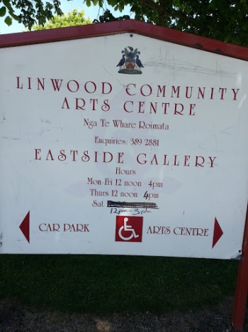 Linwood Community Arts Centre - Christchurch, Canterbury.jpg
