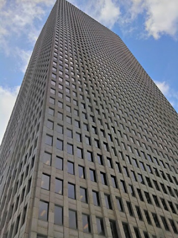 One Shell Plaza - Houston, TX.jpg