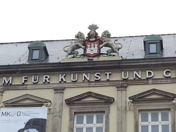 Prunkvolles Wappen d. Hansestadt - Hamburg, HH.jpg