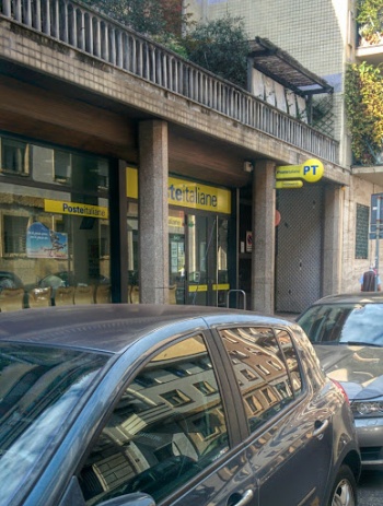 Poste Italiane Motta - Milano, Lombardia.jpg