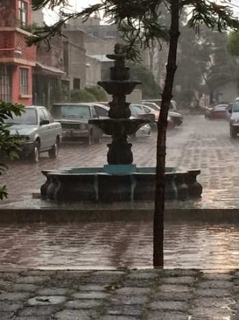 Fuente Yunque - Ciudad de México, CDMX.jpg