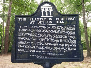Plantation Cemetery at Betton Hill - Tallahassee, FL.jpg