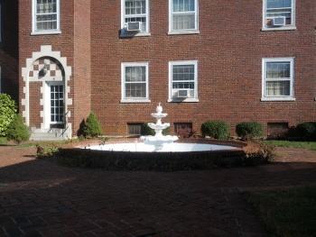 Manor Fountain - Knoxville, TN.jpg