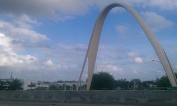 Giant Arch - Miami Gardens, FL.jpg