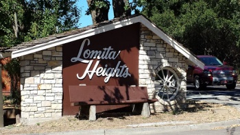 Lomita Heights Wagon Wheel - Santa Rosa, CA.jpg