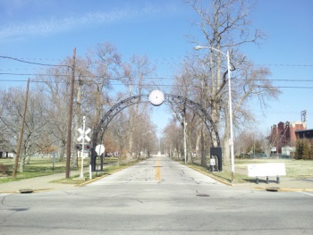 Garvin Park at Main Street - Evansville, IN.jpg