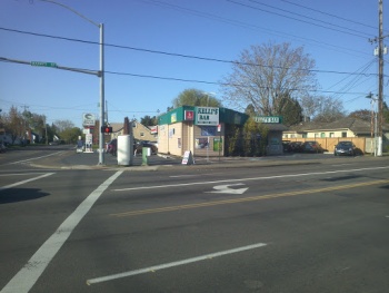 Kelli's Bar - Salem, OR.jpg