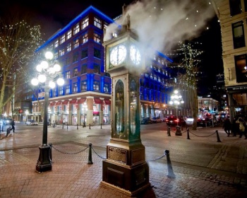 Steam Clock - Vancouver, BC.jpg