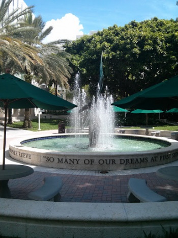 Christopher Reeves Memorial Fountain - Miami, FL.jpg