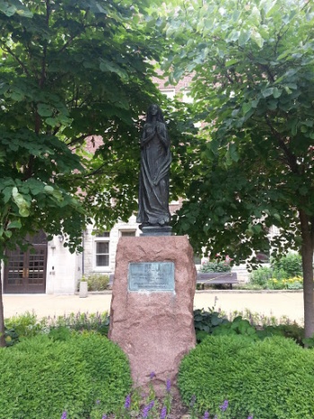 Father Joseph Statue - St. Louis, MO.jpg