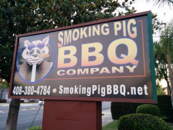 Smoking Pig - San Jose, CA.jpg