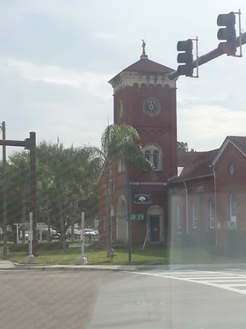 Albright United Methodist Church - Saint Petersburg, FL.jpg