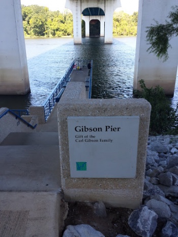 Gibson Pier - Chattanooga, TN.jpg
