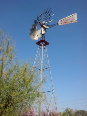 The Aermotor - Fontana, CA.jpg