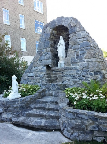 Shrine To Mary. - Ottawa, ON.jpg