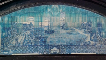 Cargo Mural on Duke - Montréal, QC.jpg