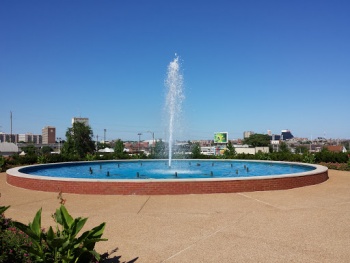 Doisy Fountain - St. Louis, MO.jpg