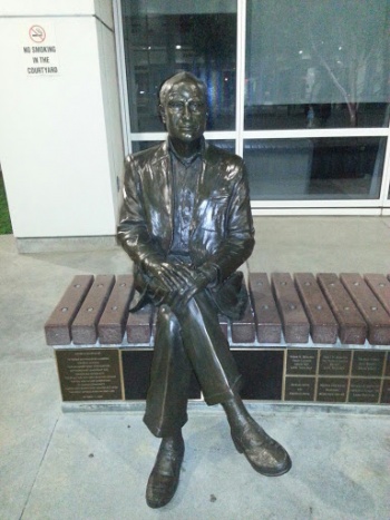 Steven G. Mihaylo Statue - Fullerton, CA.jpg