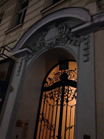 Blumentor Zu Margareten - Wien, Wien.jpg