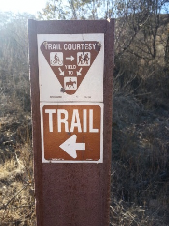 Trail Courtesy - Thousand Oaks, CA.jpg