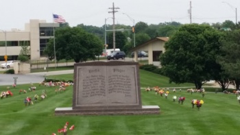 Garden of Faith Statue - Omaha, NE.jpg