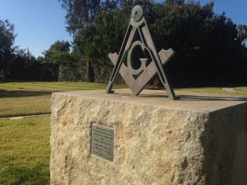 Masonic Square and Compasses - Santa Monica, CA.jpg