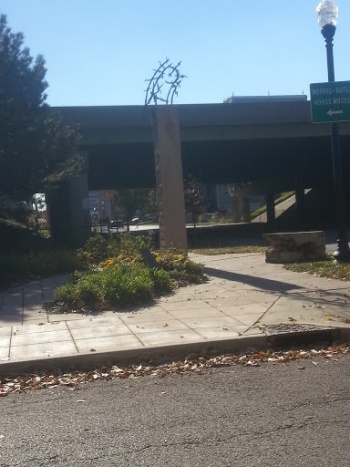 Unknown Sculpture - Indianapolis, IN.jpg