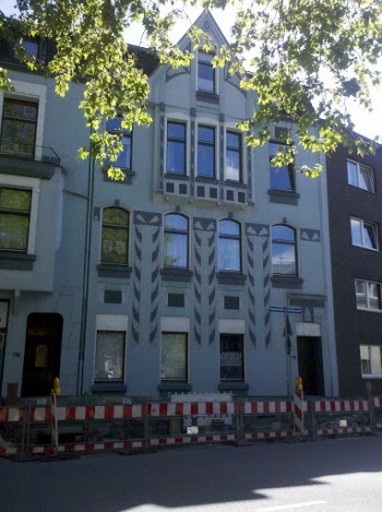 Altes Wohnhaus Knappenstr.112 - Oberhausen, NRW.jpg
