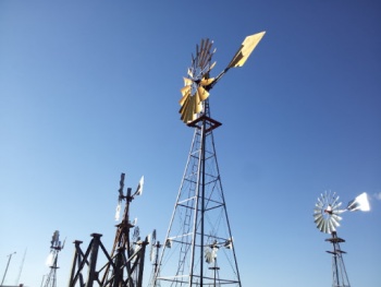 NMSU Windmill Farm - Las Cruces, NM.jpg