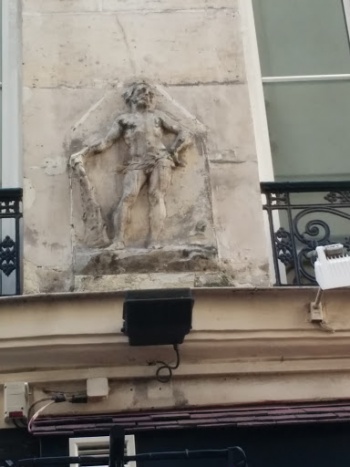 Homme Primitif - Paris, Île-de-France.jpg