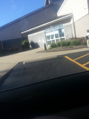 Odom Boulevard Branch Akron-Summit County Public Library - Akron, OH.jpg